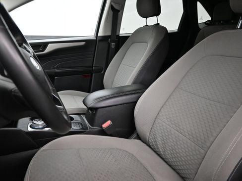 Used 2022 Ford Escape SE w/ SE Sport Appearance Package AWD/4WD image 11