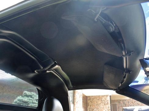 Used 1999 Chevrolet Corvette Coupe w/ Roof Pkg RWD image 39