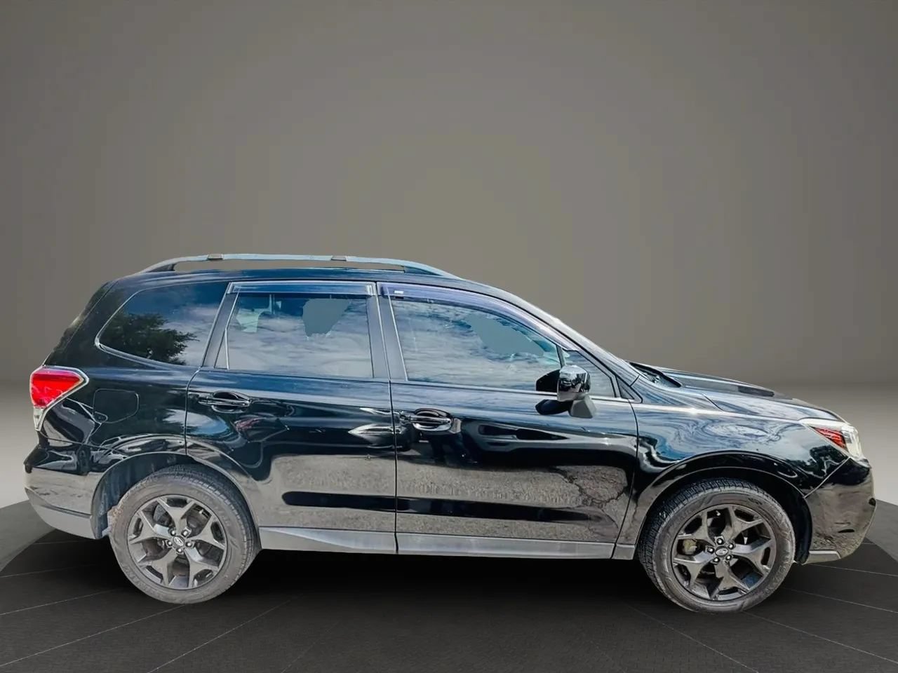 Used 2018 Subaru Forester 2.5i Premium w/ Popular Package #2A AWD/4WD image 6