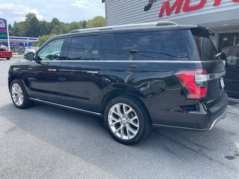 Used 2018 Ford Expedition Max Limited w/ Equipment Group 302A AWD/4WD image 5