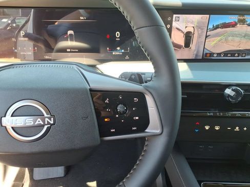 New 2025 Nissan Murano SL AWD/4WD image 23