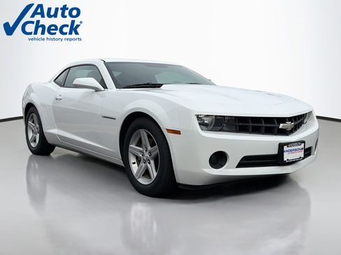 Used 2011 Chevrolet Camaro LS w/ Bluetooth Package RWD image 1
