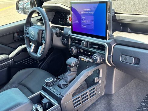 Used 2026 Toyota 4Runner TRD Off-Road Premium w/ Tow Technology Package AWD/4WD image 9