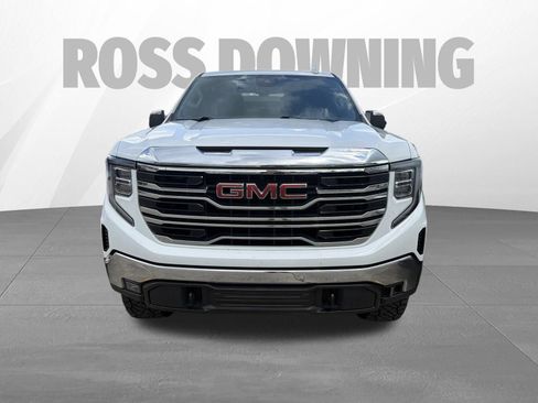 Used 2022 GMC Sierra 1500 SLT AWD/4WD image 2