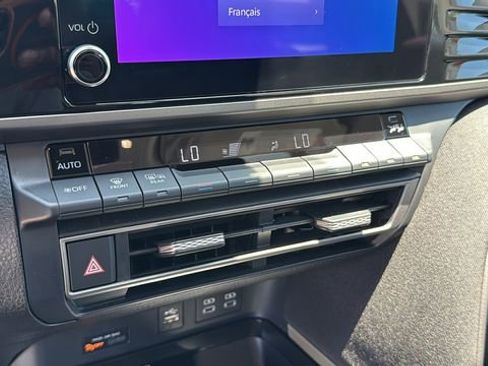 Used 2025 Toyota Camry LE image 28