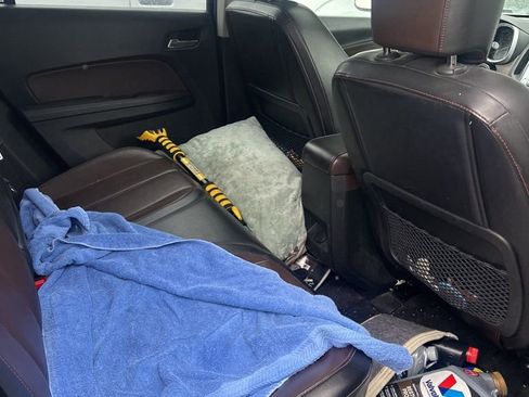 Used 2011 Chevrolet Equinox LTZ image 17