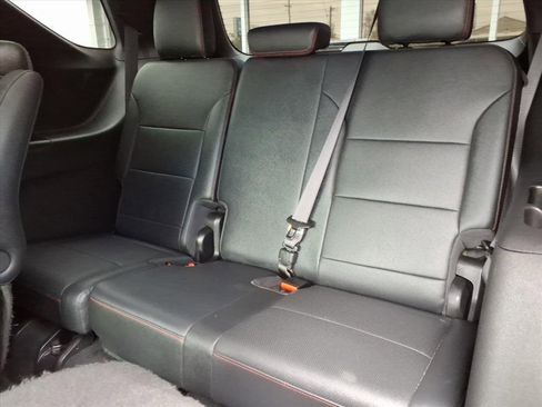 Used 2024 Chevrolet Traverse Z71 image 17