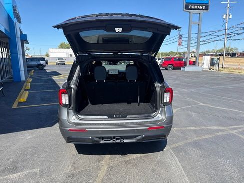 Used 2025 Ford Explorer ST-Line AWD/4WD image 6