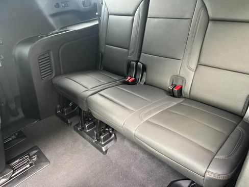 Certified 2023 Chevrolet Suburban High Country w/ Max Trailering Package image 15