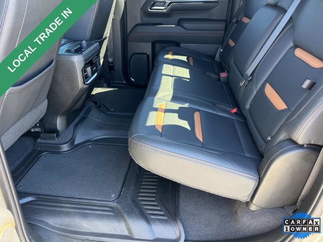 Used 2023 GMC Sierra 1500 AT4 w/ Technology Package AWD/4WD image 17