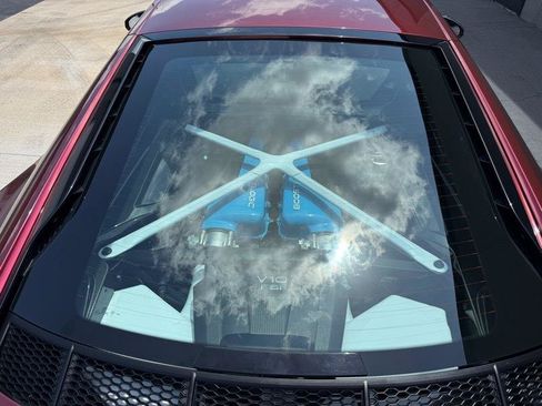 Used 2017 Audi R8 V10 w/ Carbon Exterior Package AWD/4WD image 33