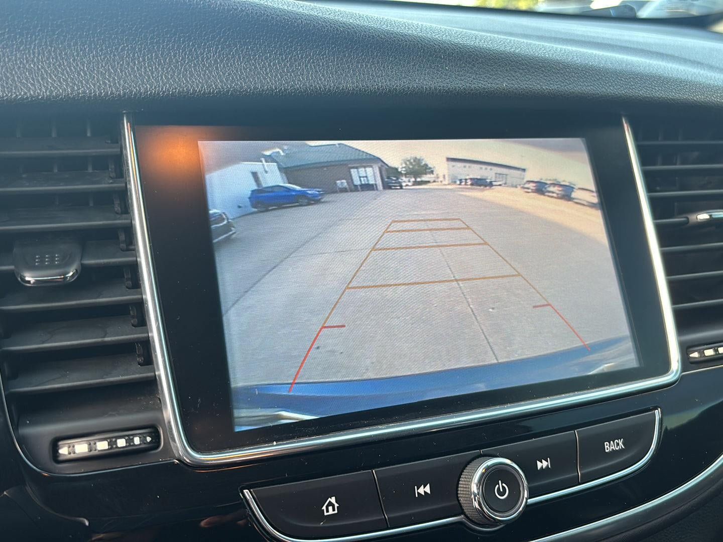Used 2019 Buick Encore Preferred AWD/4WD image 17