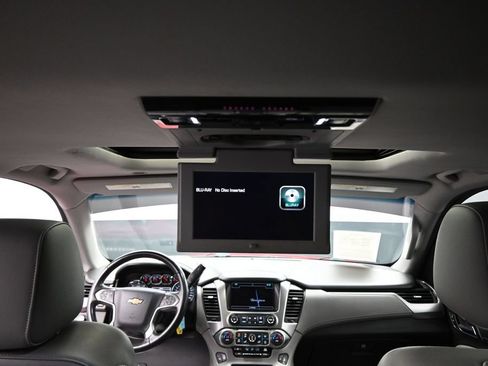 Used 2016 Chevrolet Suburban LT AWD/4WD image 30