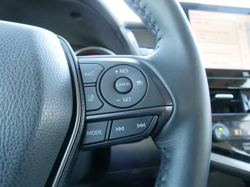 Used 2021 Toyota Camry XSE w/ Navigation Package image 23