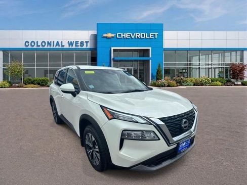 Used 2023 Nissan Rogue SV AWD/4WD image 14