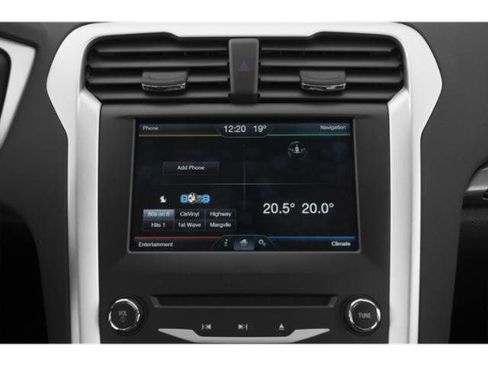 Used 2015 Ford Fusion SE w/ Equipment Group 202A FWD image 20