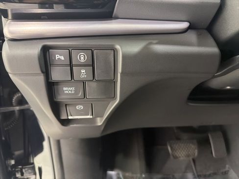 Certified 2025 Acura RDX w/ Technology Package image 12