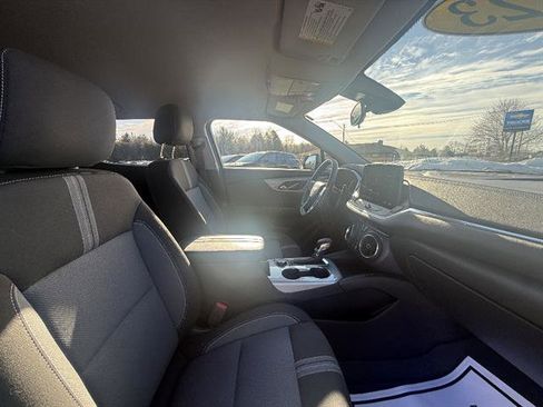 Used 2023 Chevrolet Blazer LT w/ Driver Confidence Package image 12