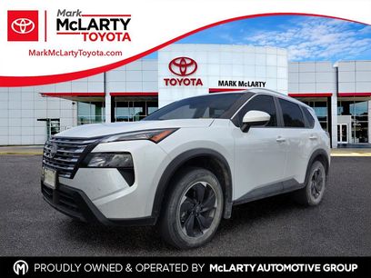 Used 2024 Nissan Rogue SV w/ SV Premium Package