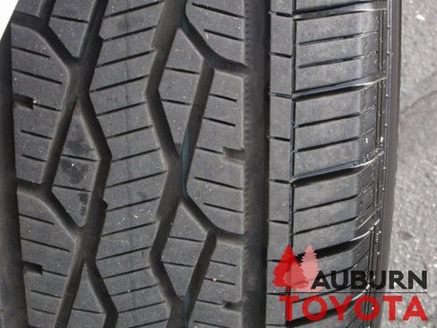 Used 2019 Ford Edge SEL w/ Equipment Group 201A image 5