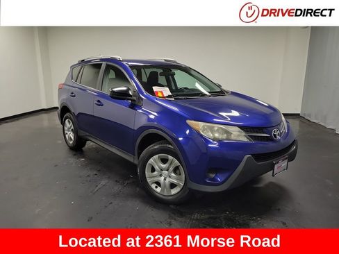 Used 2014 Toyota RAV4 LE image 1