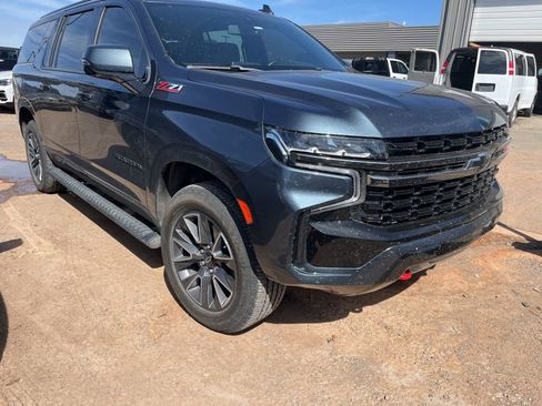 Used 2021 Chevrolet Suburban Z71 w/ Luxury Package image 1