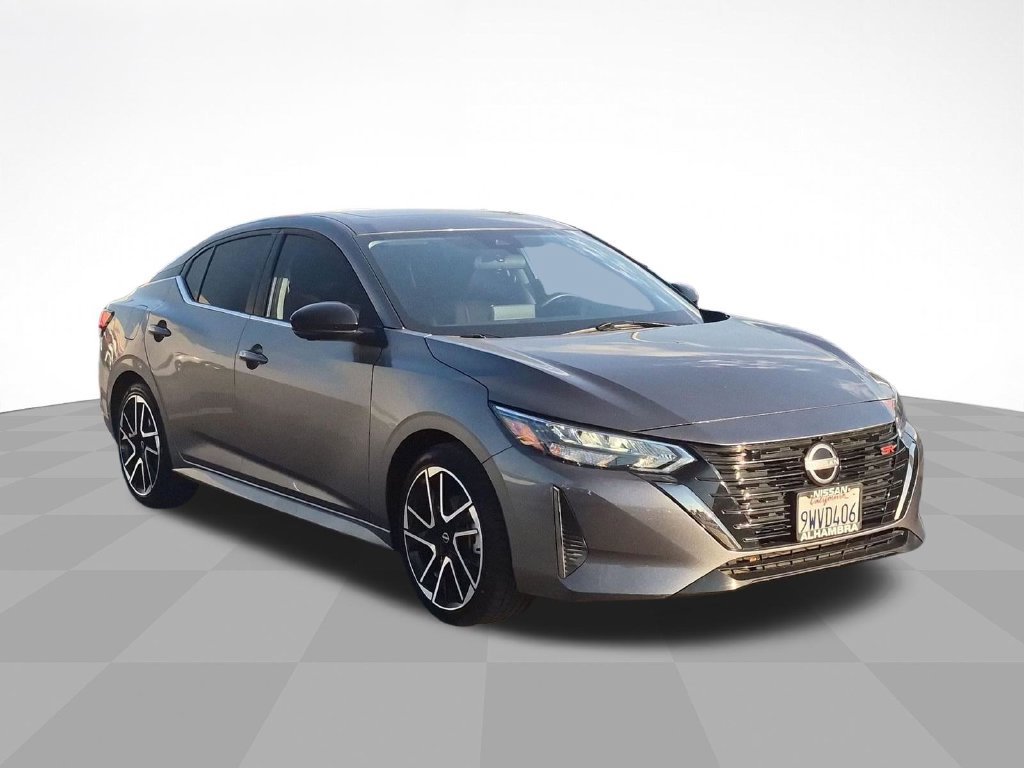 Certified 2025 Nissan Sentra SR w/ SR Premium Package FWD image 3