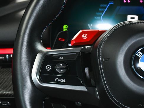 Used 2025 BMW M5 w/ Executive Package image 53