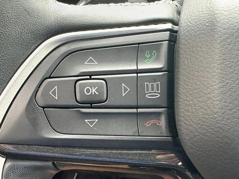 Used 2021 Jeep Grand Cherokee L Laredo AWD/4WD image 25