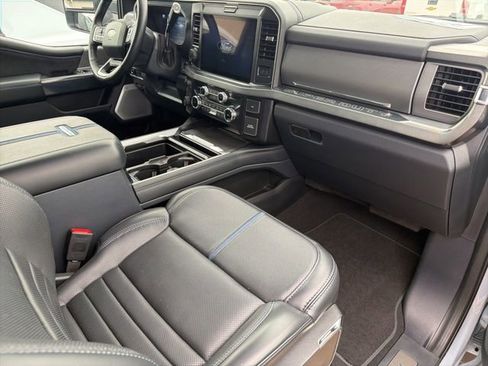 Used 2025 Ford F250 Platinum w/ FX4 Off-Road Package AWD/4WD image 10