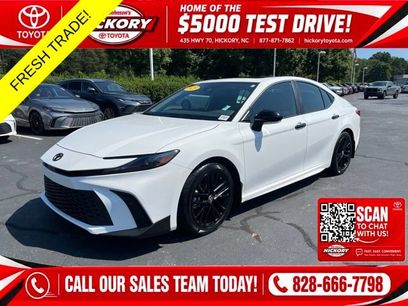 Used 2025 Toyota Camry SE w/ Multimedia Upgrade Package