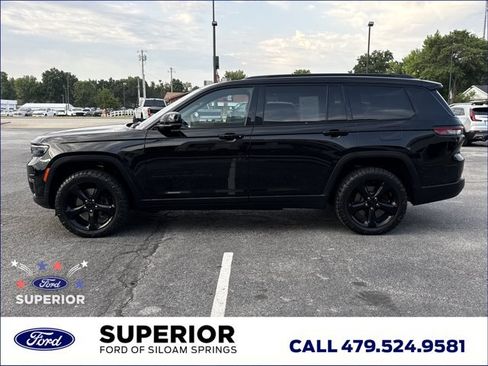Used 2024 Jeep Grand Cherokee L Limited w/ Luxury Tech Group II AWD/4WD image 15