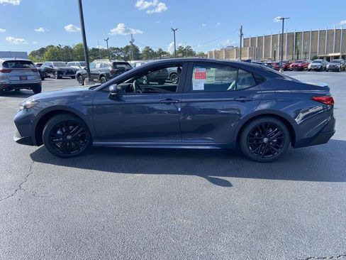 New 2026 Toyota Camry SE FWD image 6