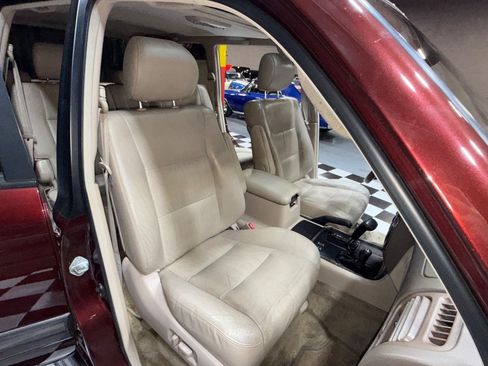 Used 2000 Toyota Land Cruiser AWD/4WD image 72