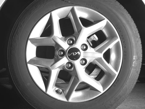 Used 2025 Kia Soul LX w/ LX Technology Package image 14