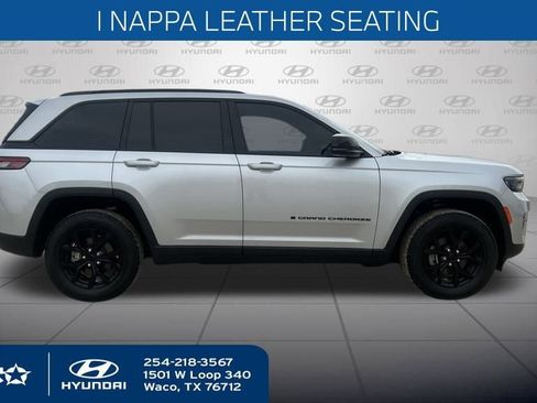 Used 2024 Jeep Grand Cherokee Altitude image 6
