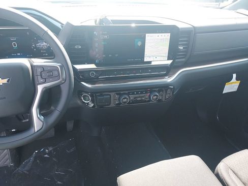 New 2026 Chevrolet Silverado 1500 LT AWD/4WD image 17