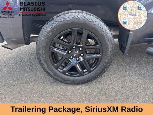 Used 2024 Chevrolet Silverado 1500 Custom Trail Boss w/ LPO, Dark Essentials Package AWD/4WD image 7