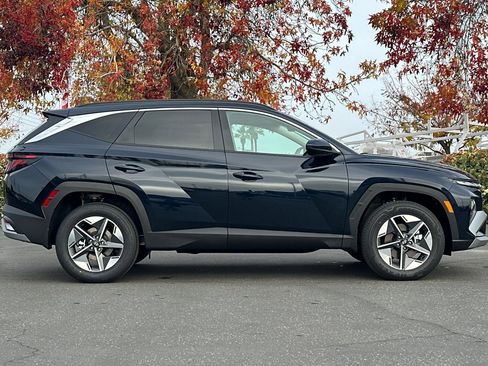 New 2026 Hyundai Tucson SEL image 3
