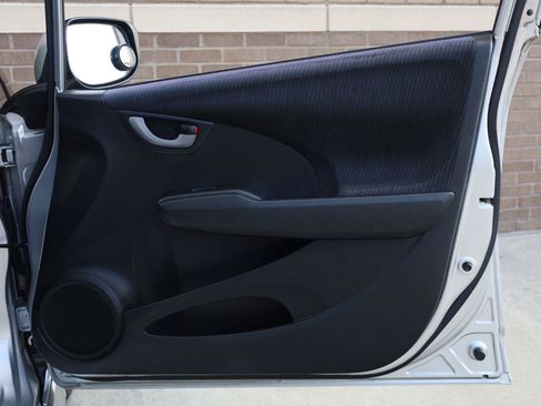 Used 2013 Honda Fit Sport image 25