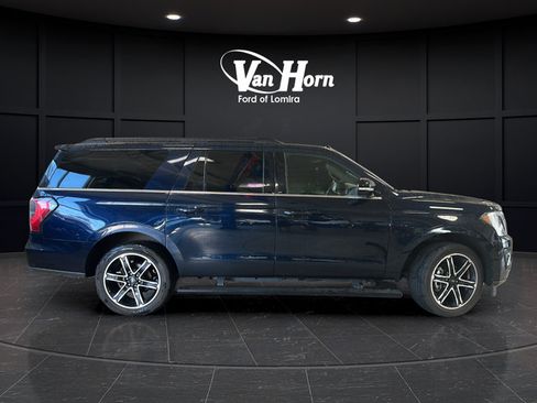 Used 2021 Ford Expedition Max Limited AWD/4WD image 8