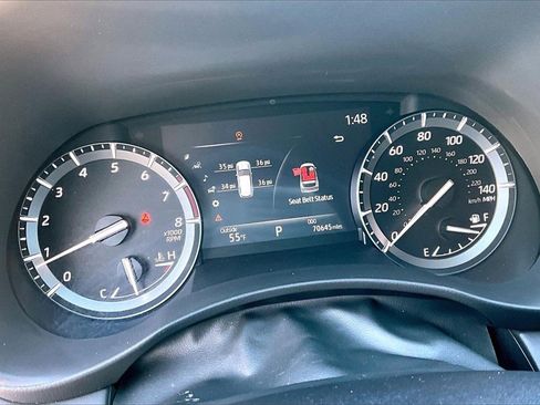 Used 2020 Toyota Highlander XLE image 12