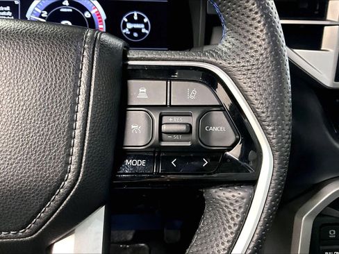 Used 2022 Toyota Tundra Platinum AWD/4WD image 24