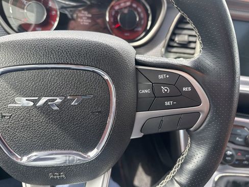 Used 2016 Dodge Challenger SRT Hellcat image 12