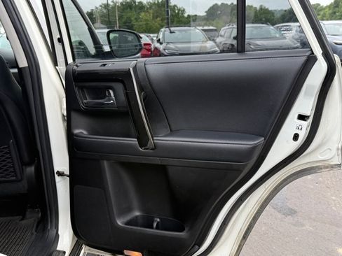 Used 2019 Toyota 4Runner Limited AWD/4WD image 27