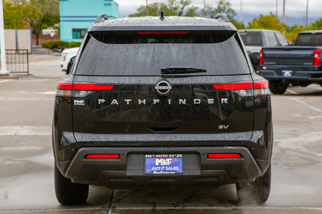 Used 2022 Nissan Pathfinder SV FWD image 6