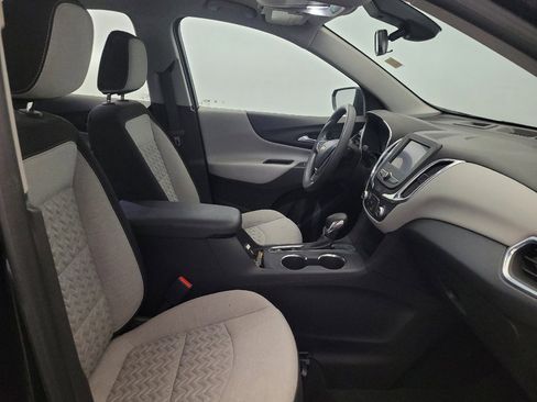 Used 2024 Chevrolet Equinox LS FWD image 21