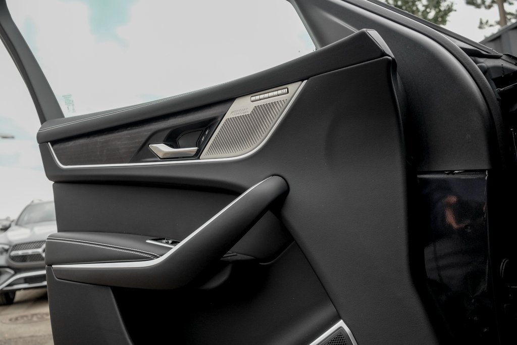 New 2026 Jaguar F-PACE R-Dynamic S AWD/4WD image 11