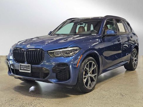 Used 2022 BMW X5 xDrive40i w/ M Sport Package AWD/4WD image 7