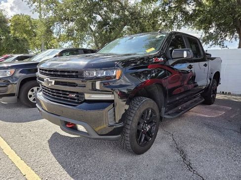 Used 2021 Chevrolet Silverado 1500 LT Trail Boss w/ LT Trail Boss Premium Package AWD/4WD image 3